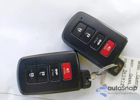 2014 Toyota Camry Xle z USA, uszkodzony, nr VIN 4T4BF1FK7ER397973